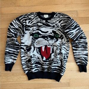 Gucci Monochrome Zebra Knit Top